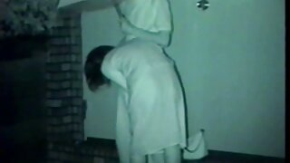 אישה חזה מתגרה בכוס שלה מצלמות מין בלייב חינם